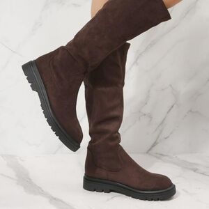 BZEES SOFFIT KNEE BOOTS